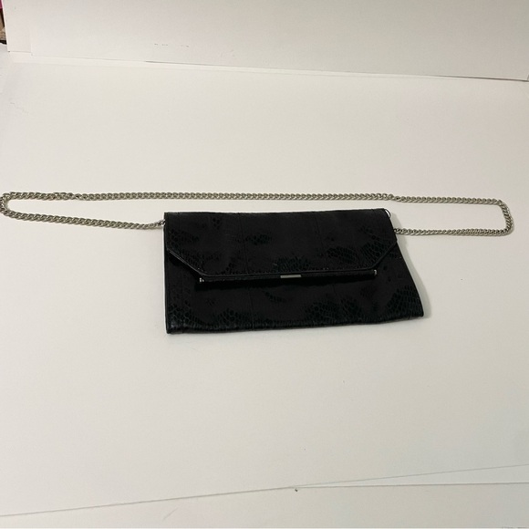 Mango MNG Chain Crossbody Bag - Picture 11 of 16